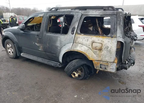 2008 Nissan Pathfinder S z USA, uszkodzony, nr VIN 5N1AR18B58C603361